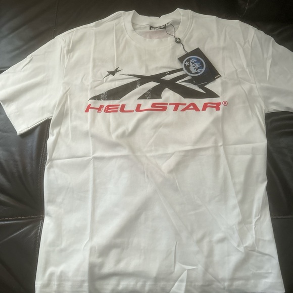 Hellstar - Picture 1 of 4